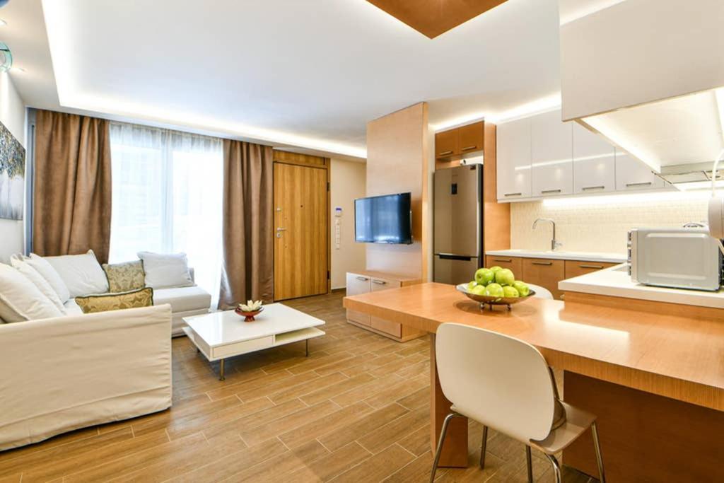Modern Hospitality, With Private Garden, Athens Atenas Exterior foto